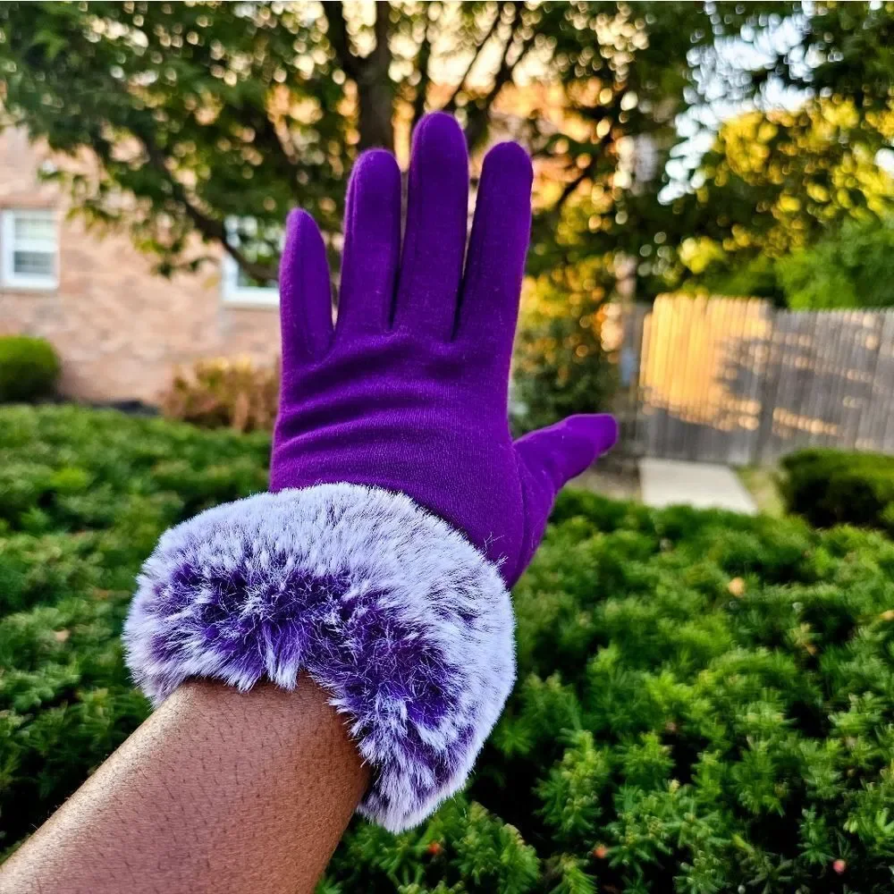 Purple Faux Fur Trim Text Capability Statement Gloves.